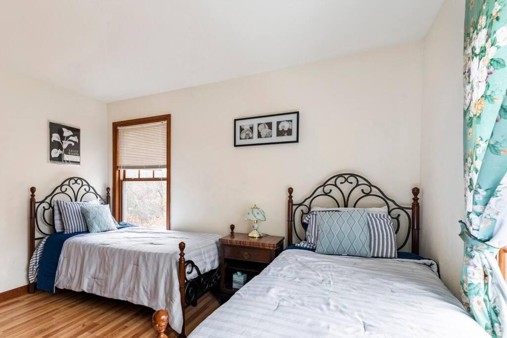 Cheerful Pocono Home Away From Home Albrightsville Ngoại thất bức ảnh